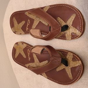 Clarks leather thong sandal